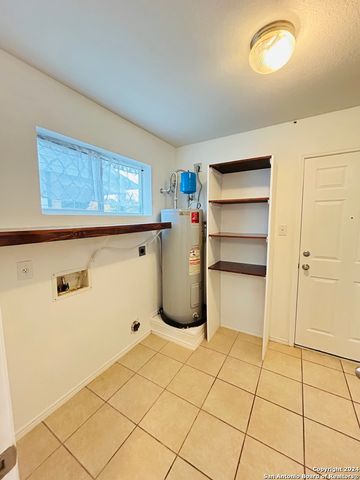 13214 BALDWIN RDG, San Antonio, TX 78249