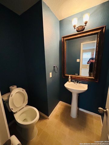 13214 BALDWIN RDG, San Antonio, TX 78249