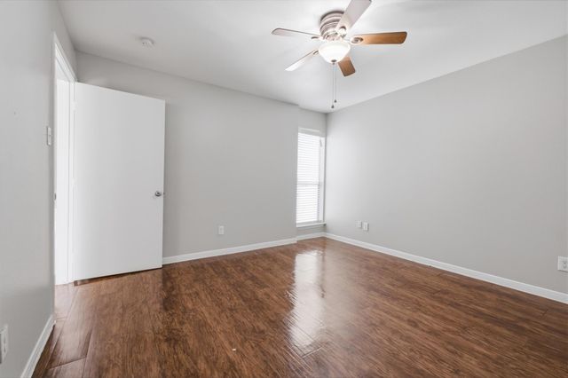 3758 Tanglewilde Street E1, Houston, TX 77063