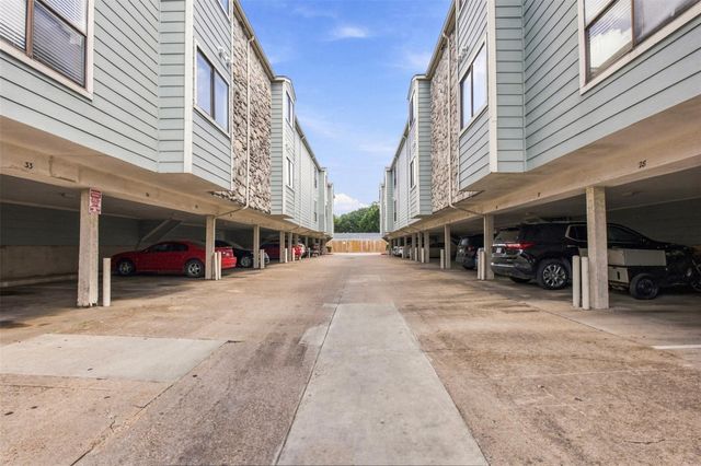 3758 Tanglewilde Street E1, Houston, TX 77063