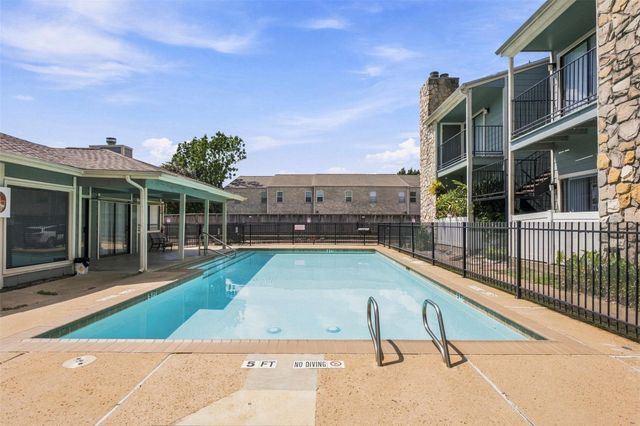 3758 Tanglewilde Street E1, Houston, TX 77063