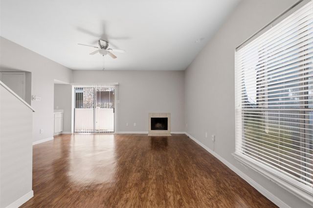 3758 Tanglewilde Street E1, Houston, TX 77063