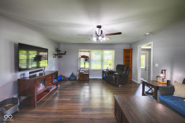 609 Carolyne Street, Martinsville, IN 46151
