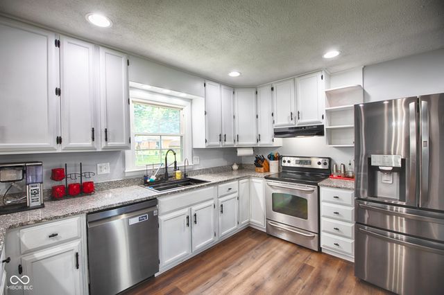 609 Carolyne Street, Martinsville, IN 46151