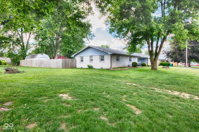 609 Carolyne Street, Martinsville, IN 46151