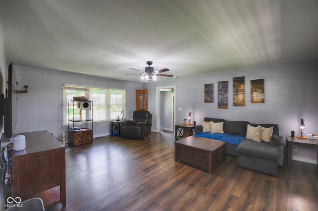 609 Carolyne Street, Martinsville, IN 46151