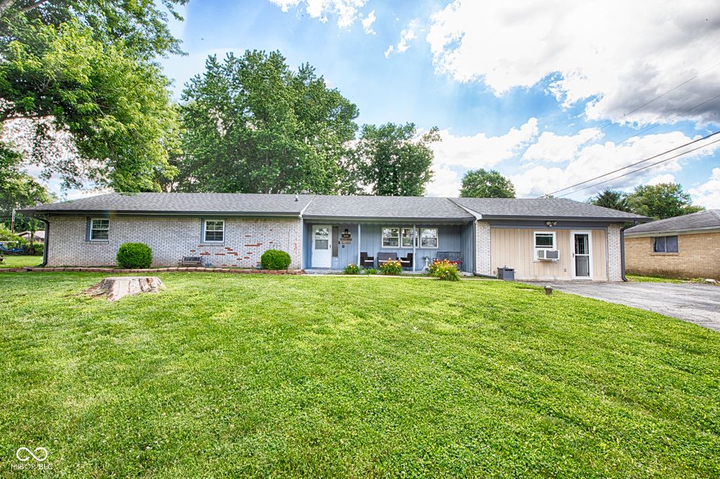 609 Carolyne Street, Martinsville, IN 46151
