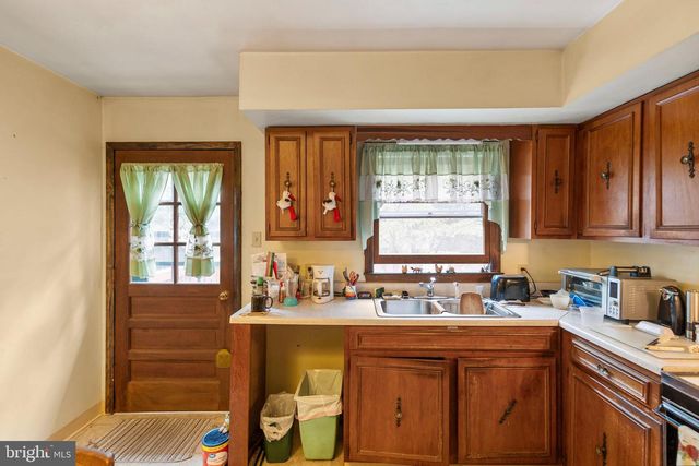 266 POND VIEW LN, Winchester, VA 22603