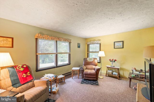 266 POND VIEW LN, Winchester, VA 22603