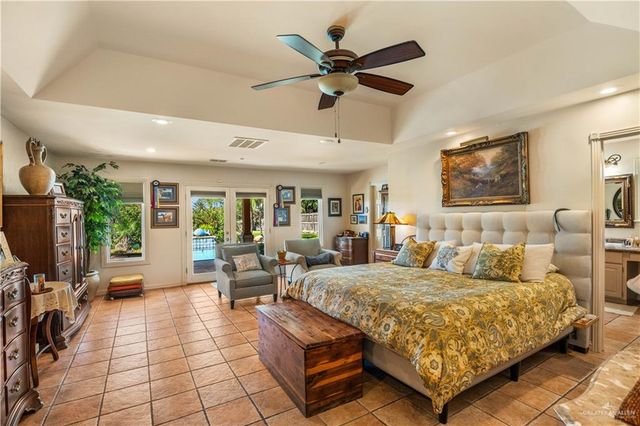 1911 Lion Lake Drive, Progreso Lakes, TX 78596