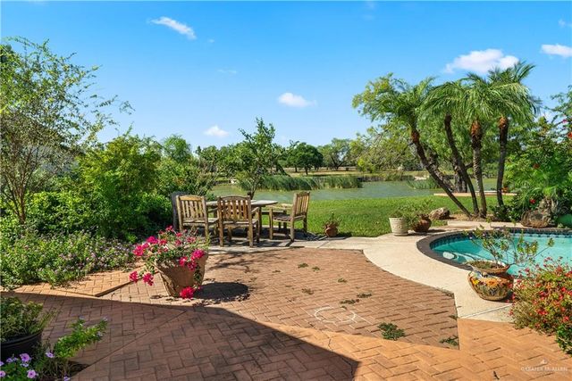 1911 Lion Lake Drive, Progreso Lakes, TX 78596