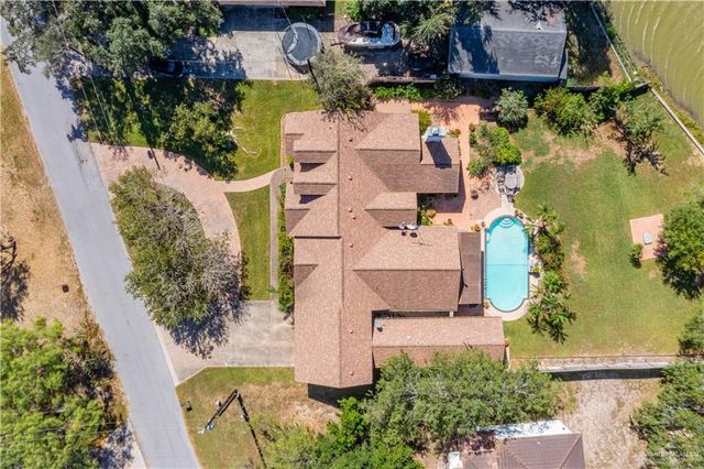 1911 Lion Lake Drive, Progreso Lakes, TX 78596