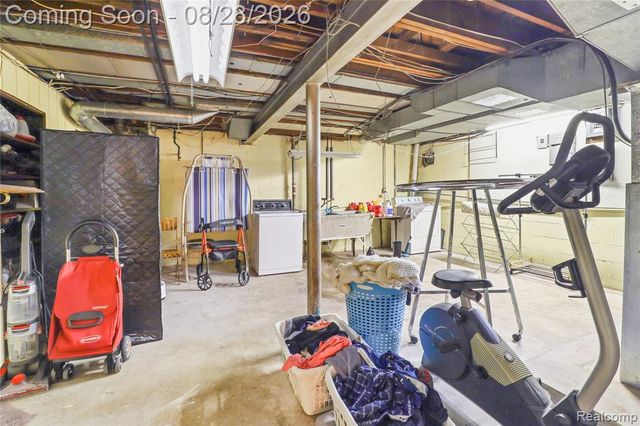 3102 Westwood Parkway, Flint, MI 48503