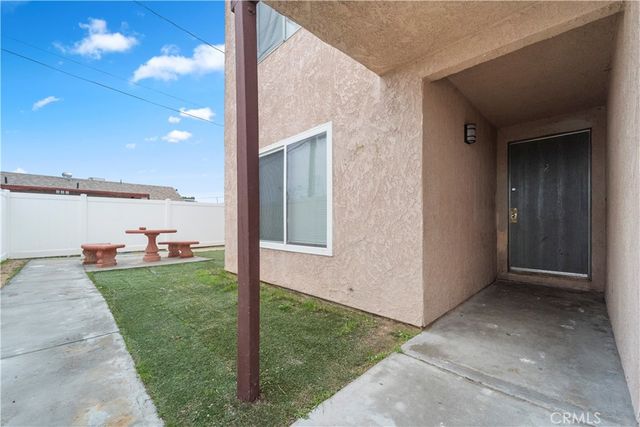 1071 May Lane, Barstow, CA 92311