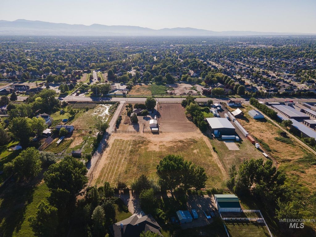 4255 N Ten Mile Rd, Meridian, ID 83646 photo 3