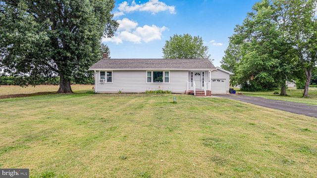 16 GARRISON, Elmer, NJ 08318