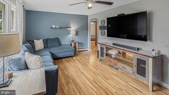 16 GARRISON, Elmer, NJ 08318