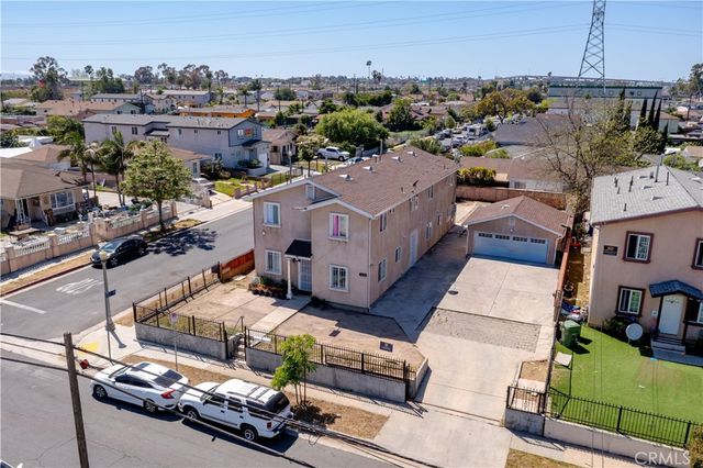 689 E 115, Los Angeles, CA 90059