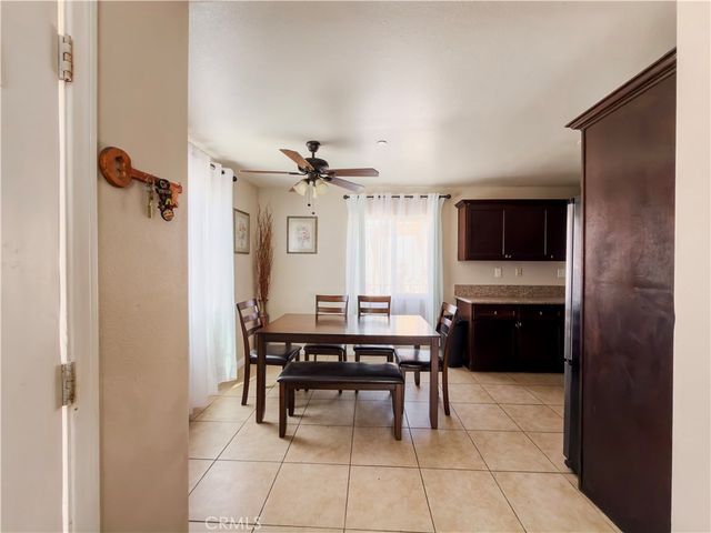 689 E 115, Los Angeles, CA 90059