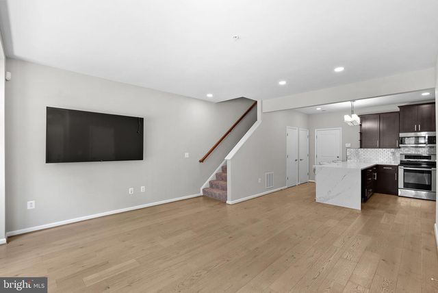 20567 MILBRIDGE TER, Ashburn, VA 20147