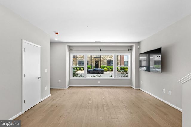 20567 MILBRIDGE TER, Ashburn, VA 20147