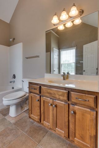 3041 Newport Valley Circle, Thompsons Station, TN 37179