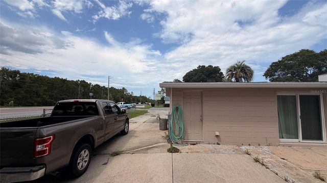 5 CARL COURT, Beverly Hills, FL 34465