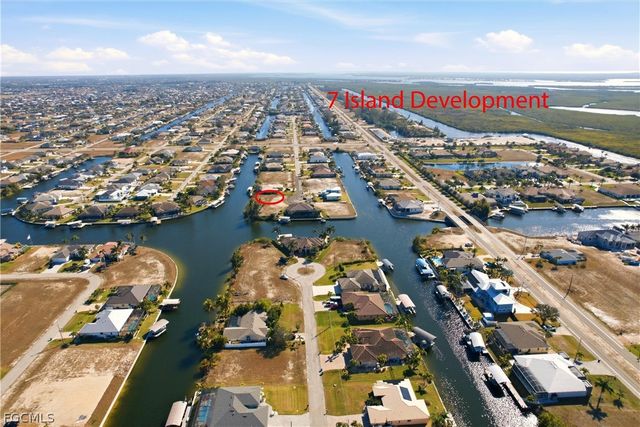 913 NW 39th AVE, Cape Coral, FL 33993