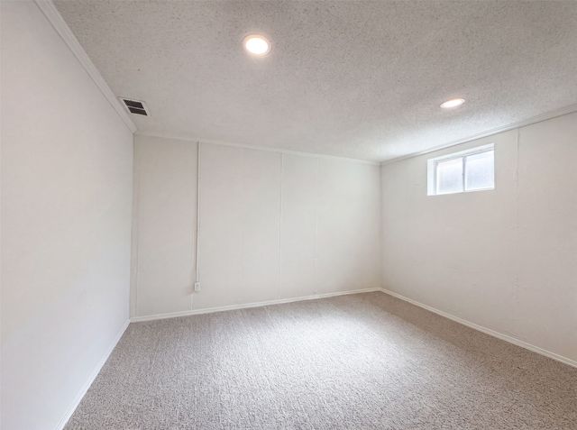 3805 Brookfield Drive, Arlington, TX 76001