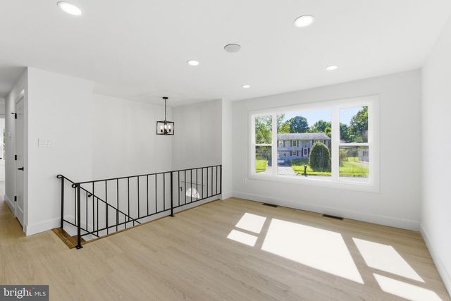 50 GARNER AVE, Waldorf, MD 20602