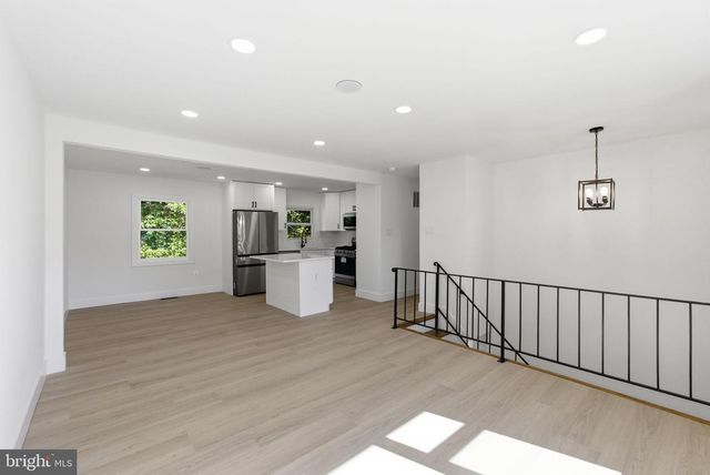 50 GARNER AVE, Waldorf, MD 20602