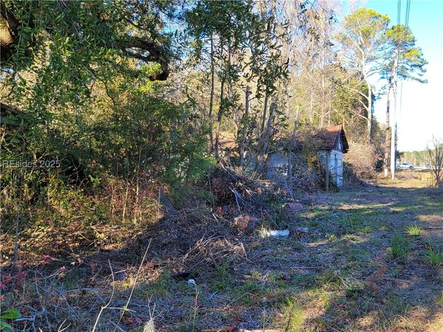 1865 N Okatie Hwy, Ridgeland, SC 29936