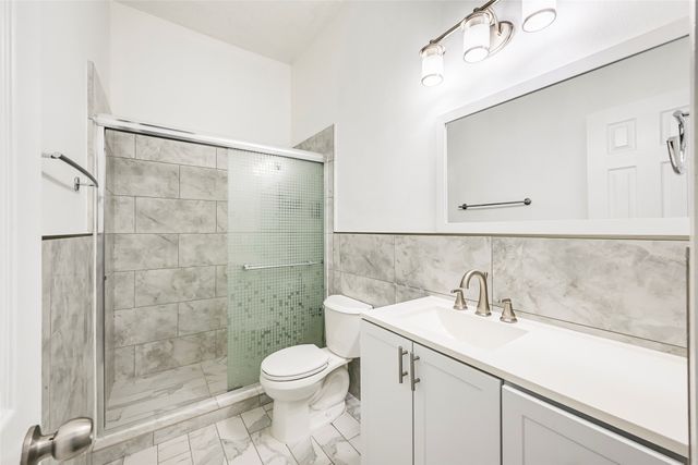700 N Emma Drive, Arlington, TX 76002