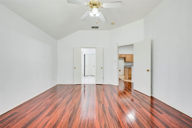 700 N Emma Drive, Arlington, TX 76002