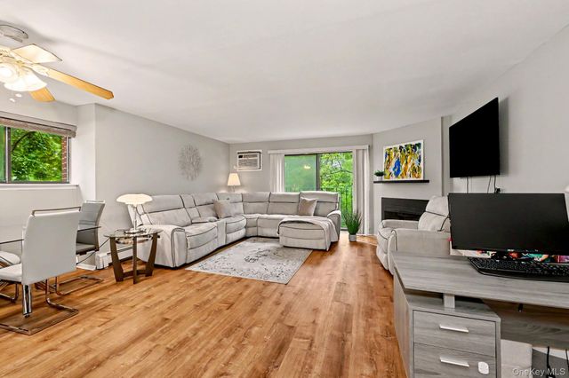 492 N Broadway 1, White Plains, NY 10603