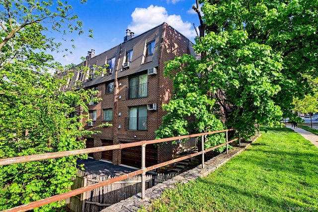 492 N Broadway 1, White Plains, NY 10603