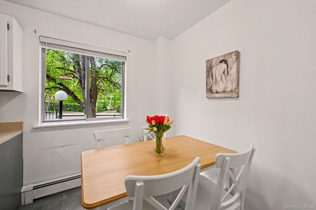 492 N Broadway 1, White Plains, NY 10603