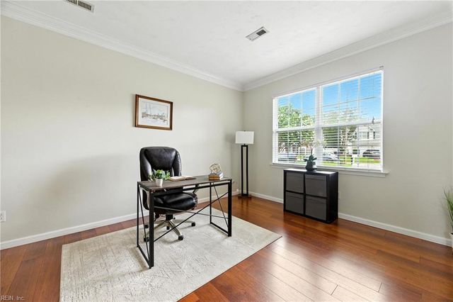 912 Brookcrest ARCH, Chesapeake, VA 23320