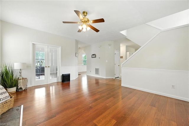 912 Brookcrest ARCH, Chesapeake, VA 23320