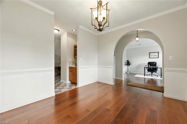 912 Brookcrest ARCH, Chesapeake, VA 23320