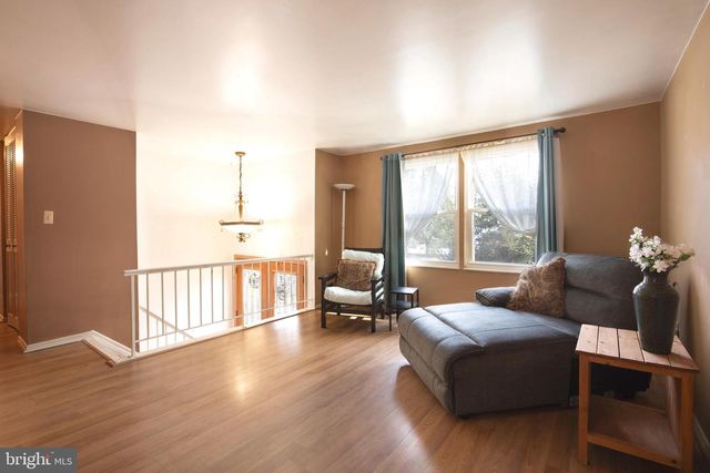 1320 RAINBOW DR, Silver Spring, MD 20905