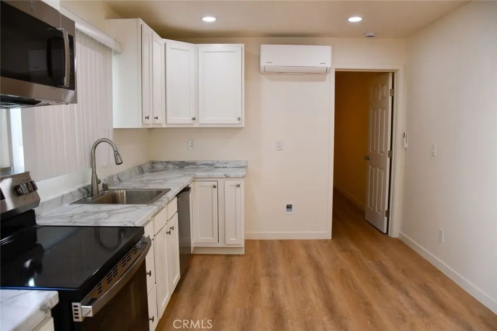 316 Parker B, Orange, CA 92868
