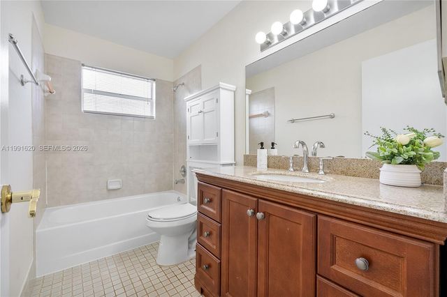 15092 SW 13th Pl, Sunrise, FL 33326