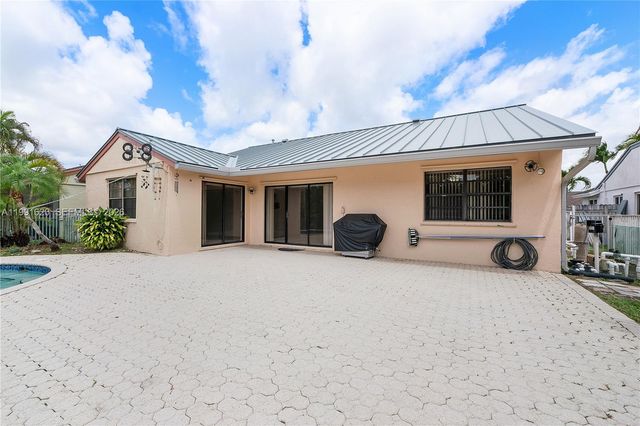 15092 SW 13th Pl, Sunrise, FL 33326