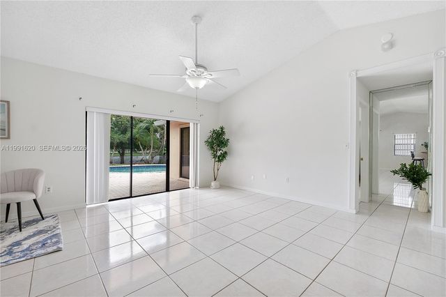 15092 SW 13th Pl, Sunrise, FL 33326