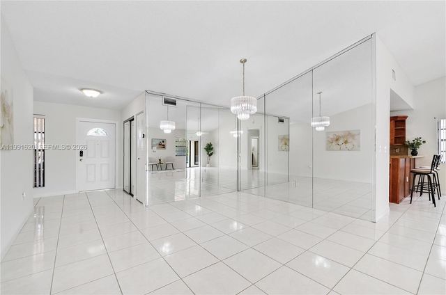 15092 SW 13th Pl, Sunrise, FL 33326