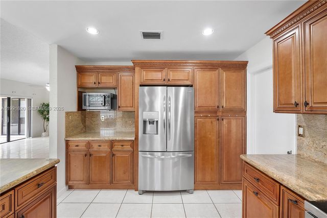 15092 SW 13th Pl, Sunrise, FL 33326