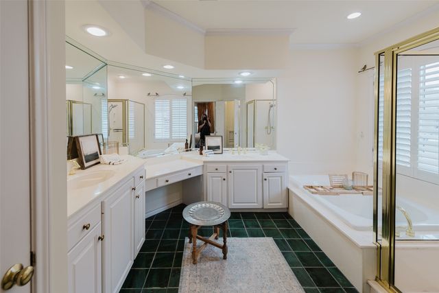 209 Turnberry Circle, Mt Pleasant, TX 75455