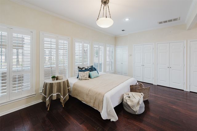 209 Turnberry Circle, Mt Pleasant, TX 75455