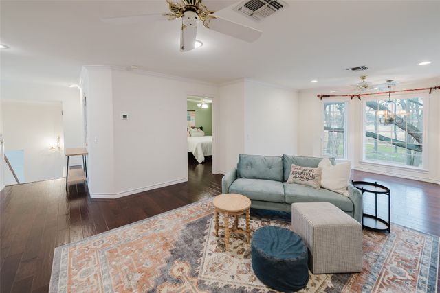 209 Turnberry Circle, Mt Pleasant, TX 75455